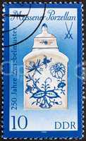 Postage stamp GDR 1989 Tea Caddy, Meissen Porcelain