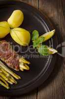 Asparagus full beefs olive of the calf
