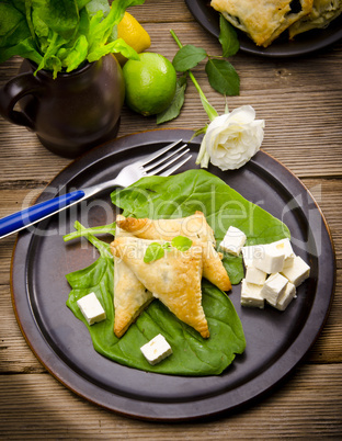 cakes with spinach and feta cheese