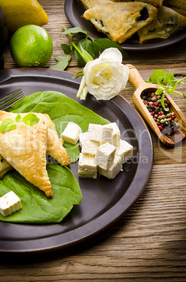 cakes with spinach and feta cheese