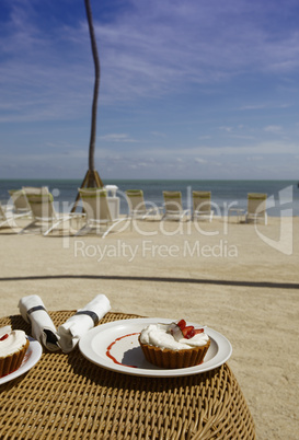 Key Lime Pie with tropical setting in the background