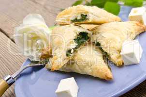 cakes with spinach and feta cheese