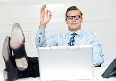 Relaxed man with excellent gesture