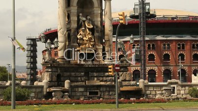 Las Arenas Bullring  und Brunnendenkmal