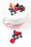 Tape measure and berries cream