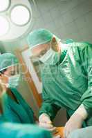 Surgeon holding a scalpel
