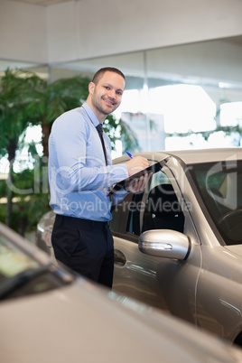 Man holding a file