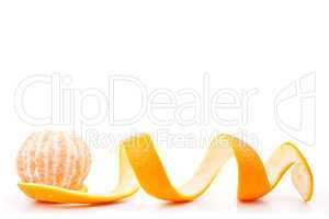 Orange posed on a orange peel