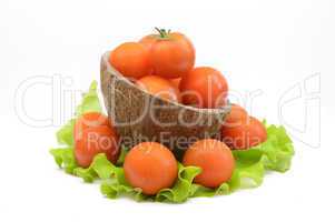 Cherry tomatoes with leaf lettuce