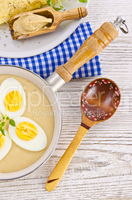 Eggs in mustard sauce