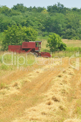 Combine harvesting