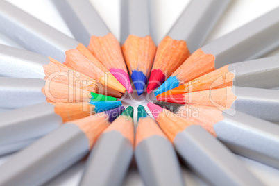 Multicolored Pencil, Arrangement in Circle