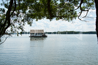 hausboot auf scharmützelsee