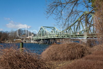 glienicker brücke im februar