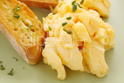 Healthy Scrambled Eggs