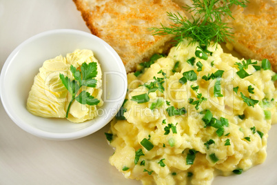 Scrambled Eggs With Butter And Toast