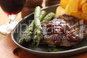 Steak And Asparagus