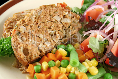Meatloaf And Vegetables 6