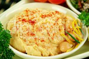 Paprika Hummus And Chickpeas