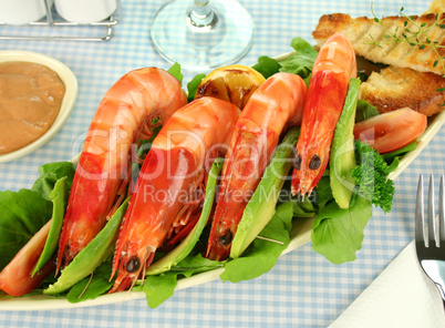 Shrimp And Rocket Salad