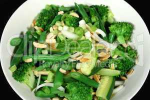Green vegetables With Almonds 1