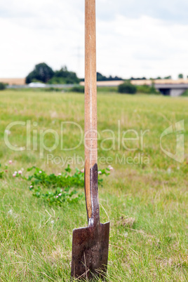 Spade into the lawn