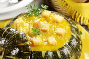 Pumpkin Soup With Croutons