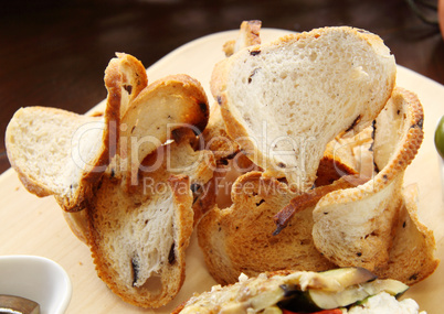Curvy Crispy Bread