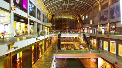 Shopping mall timelapse in motion