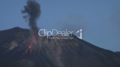 stromboli eruption 02