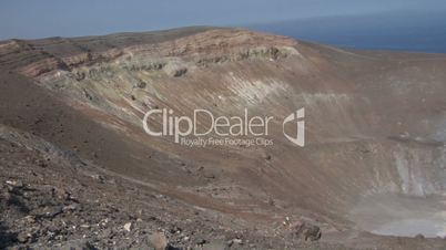 Vulcano crater 03
