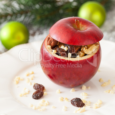 Bratapfel mit Rosinen / baked apple with raisins