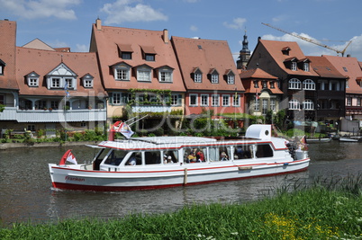 Schiff auf der Regnitz in Bamberg