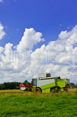 Combine harvester