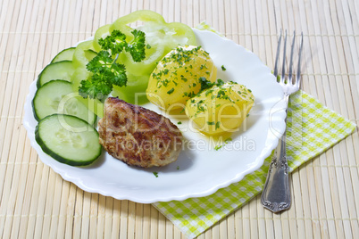 Boiled potatoes with hamburger and vegetables