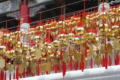 Temple Wenwu and golden bells