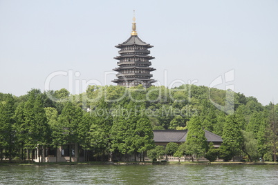Pagoda Leifeng on the bank