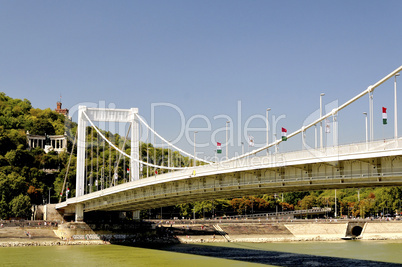 Elisabethbrücke in Budapest, Ungarn, Europa