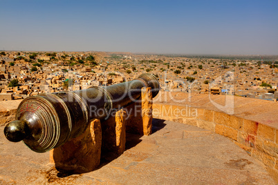 cannon protecting jaisalmer