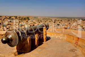 cannon protecting jaisalmer