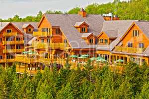 sacacomie hotel lake in quebec canada