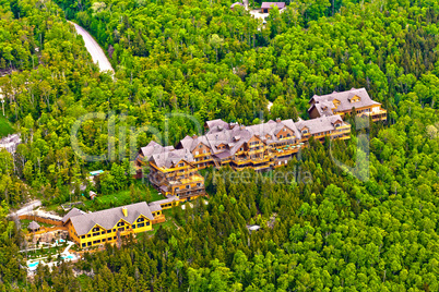 sacacomie hotel lake in quebec canada