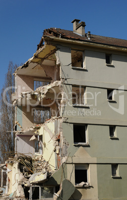 France, demolition of an old building in Les mureaux