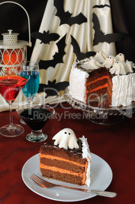 A piece of cake in honor of Halloween