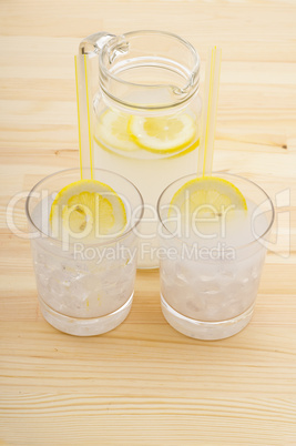 fresh lemonade drink