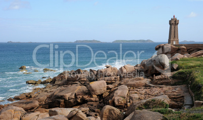 France, the lighthouse of Ploumanac h in Bretagne