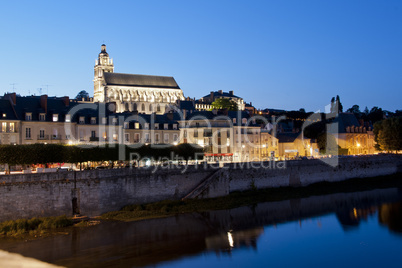 The riverside and the cathedral of Blois