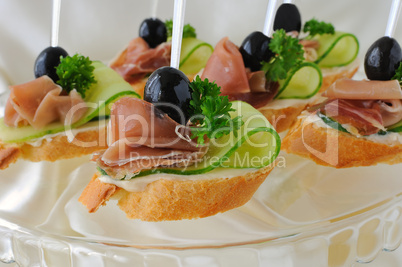 Canapes with ham