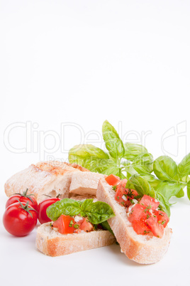 Frische bruschetta mit tomaten und Knoblauch auf einem Teller