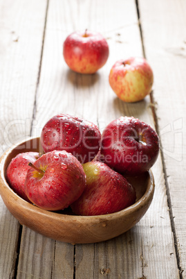 Red apples